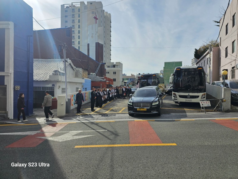 251208 고 김유석원로장로 교회장8.jpg